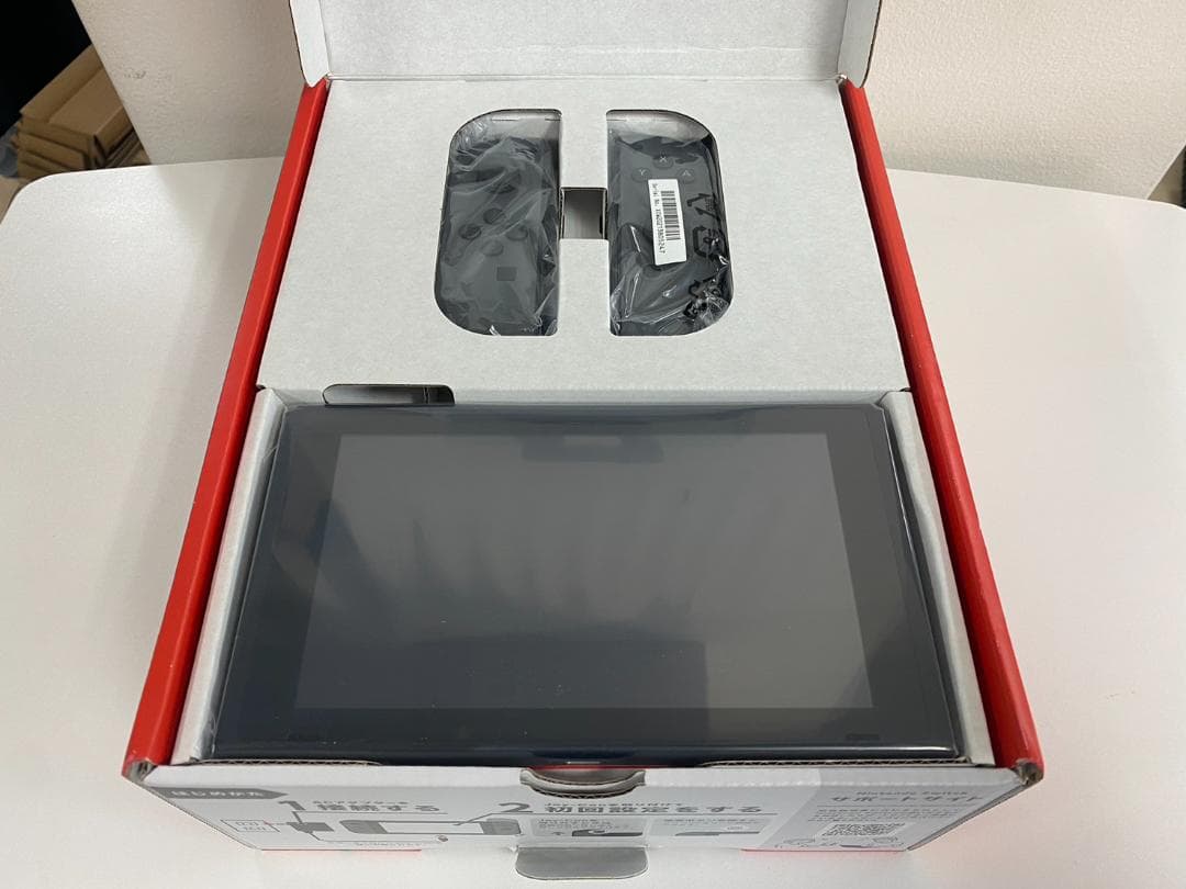 【クリスマス特価】ほぼ新品 Nintendo Switch バッテリー強化版