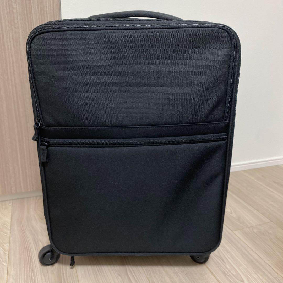 廃盤品】無印良品、半分の厚みで収納できるソフトキャリー36L - メルカリ