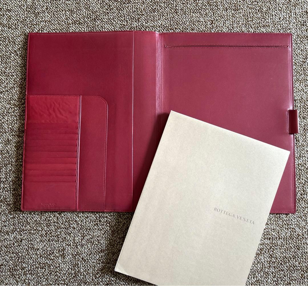 ★レア品！　ボッテガヴェネタ　イントレチャート　レザードキュメントカバー