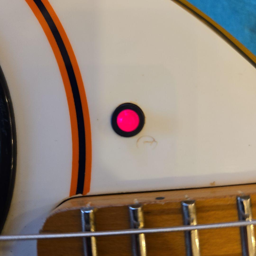 FERNANDES ZO-3 読売ジャイアンツ 限定 アンプ内蔵ギター