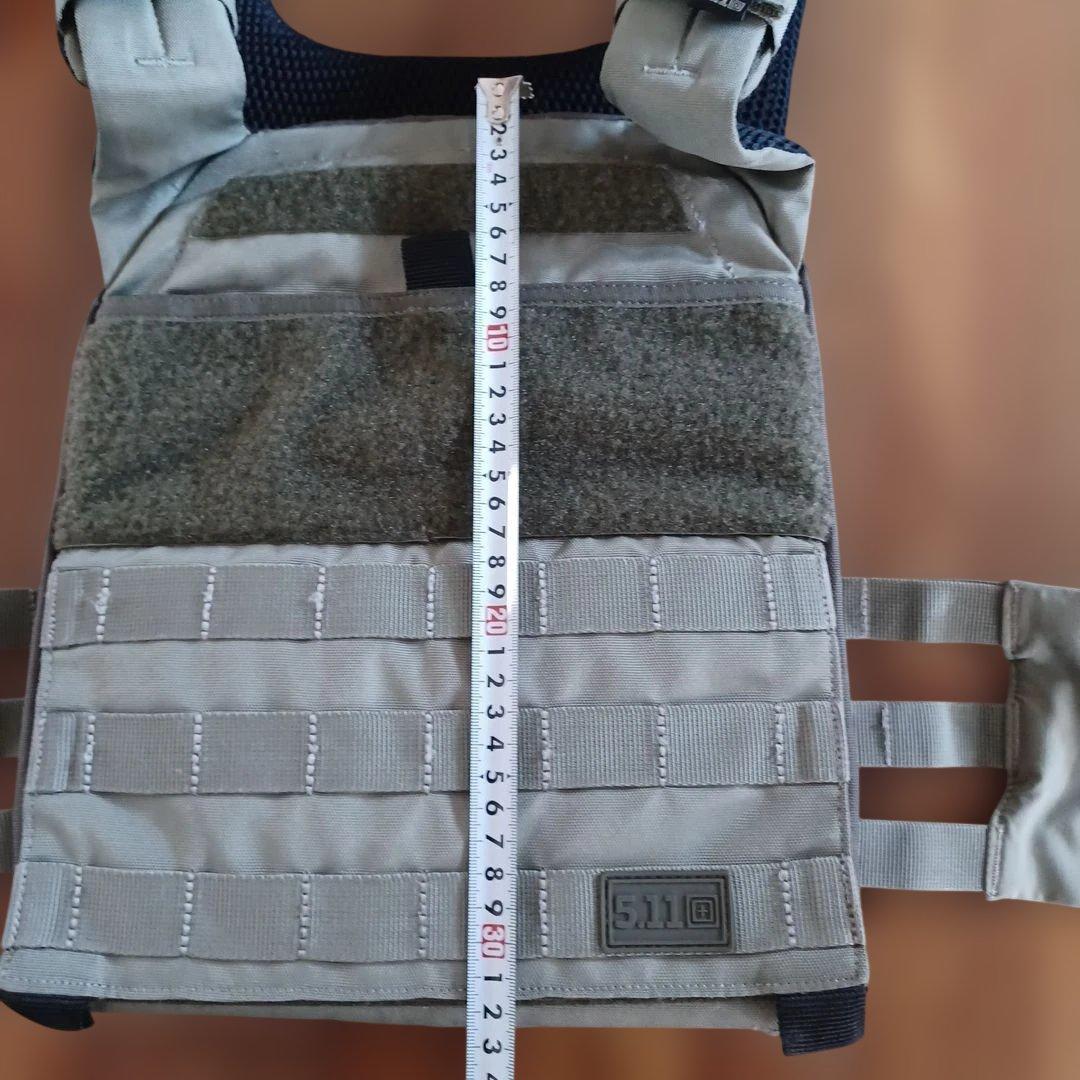 ✨送料無料　米軍　5.11ベスト