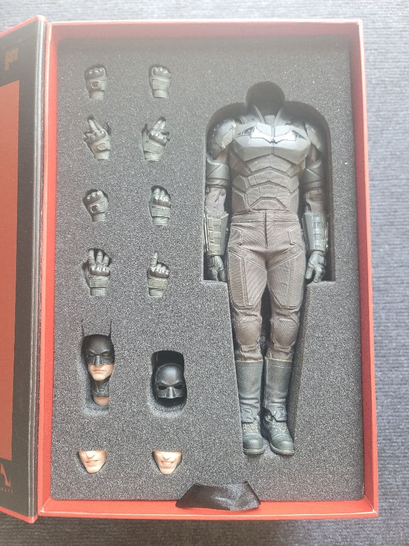 Inart 1/6フィギュア ザ•バットマン The Batman 植毛版