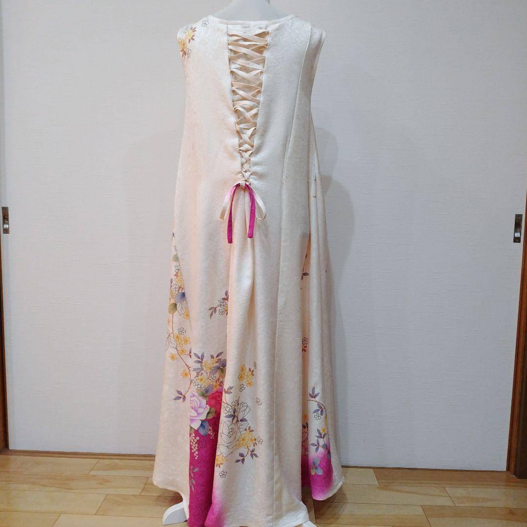 振袖 薔薇柄 クリームホワイト 後ろ背中編込み ロングワンピースの通販