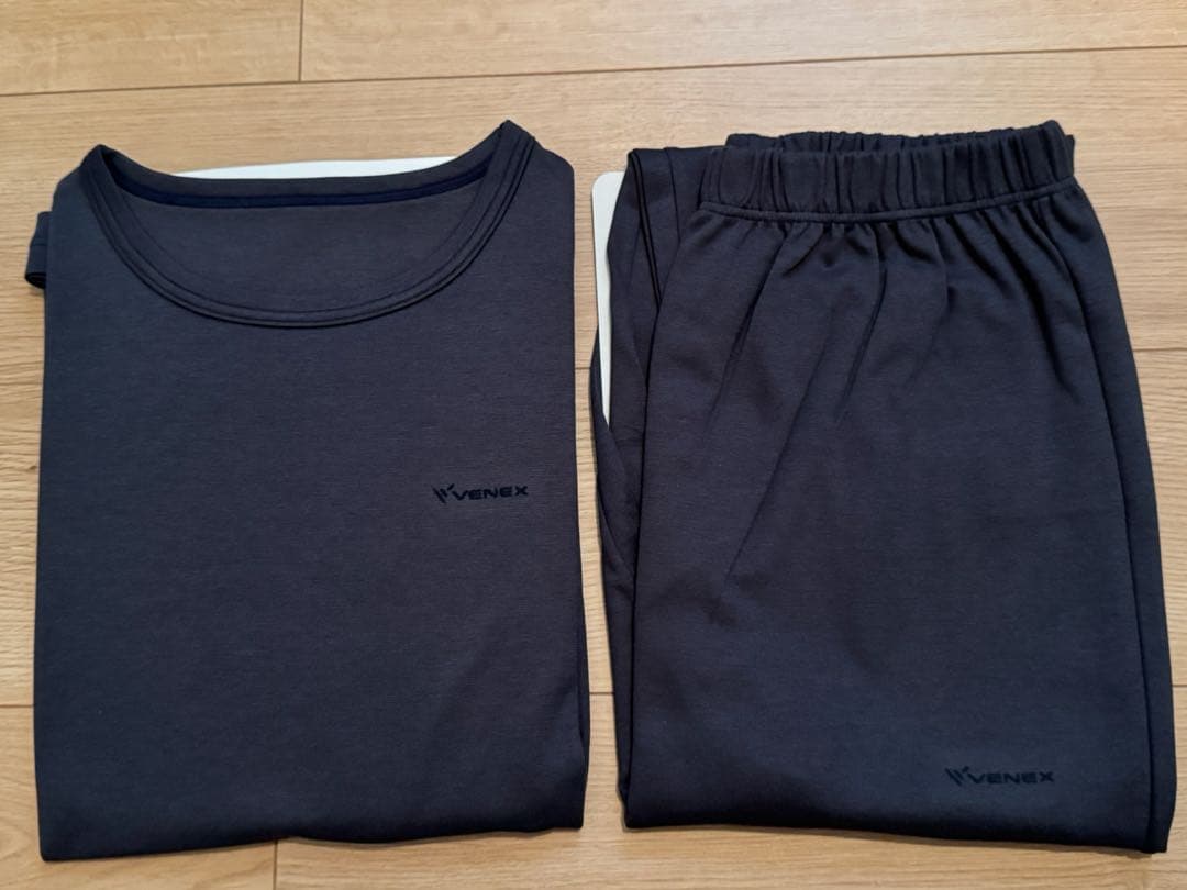 新品 VENEX コンフォートポンチセットアップ M ネイビー 上下セット