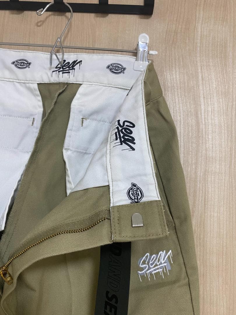 WIND AND SEA×Dickies×ITS A LIVING】チノパン - パンツアウトレット
