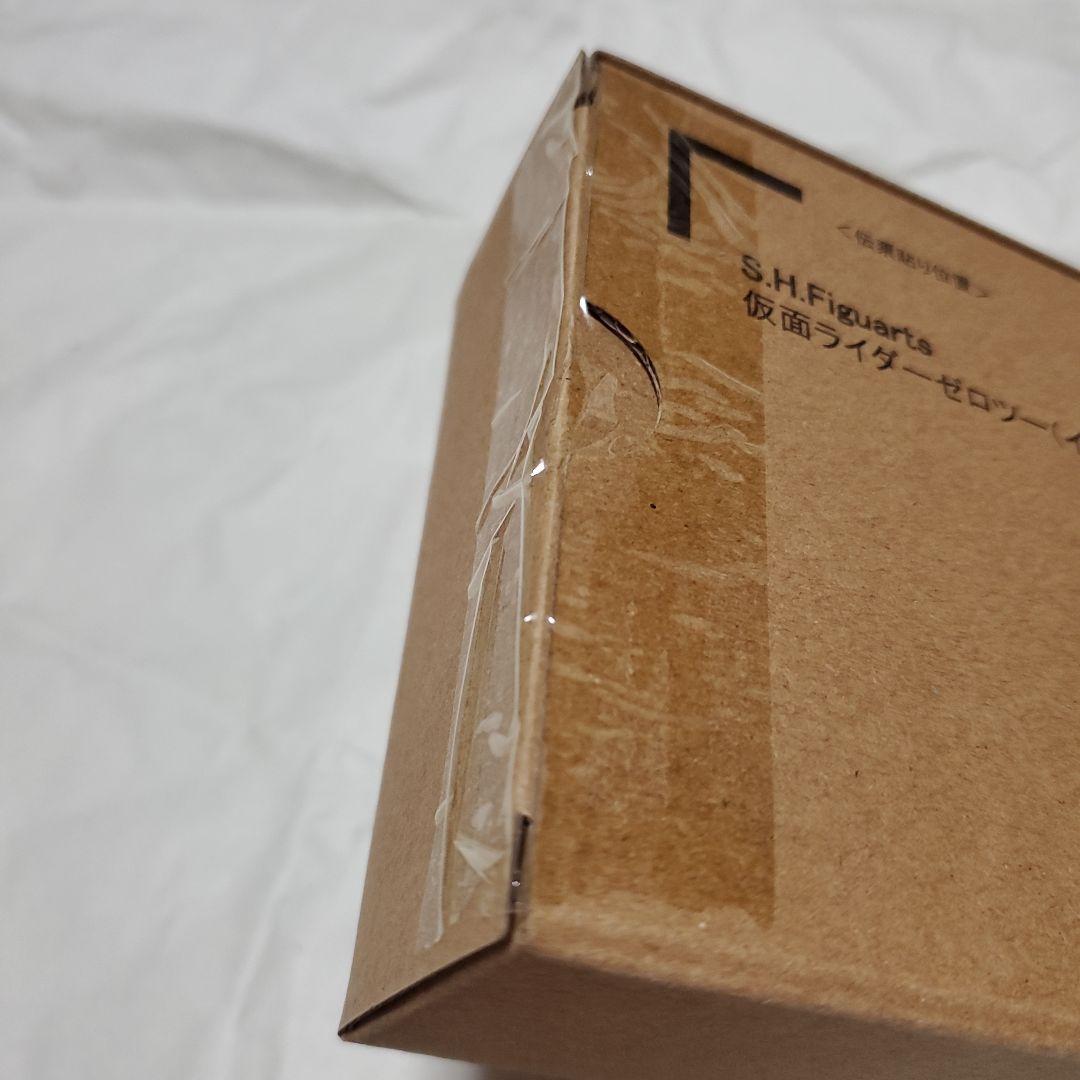 S.H.フィギュアーツ　仮面ライダーゼロツー（イズVer）