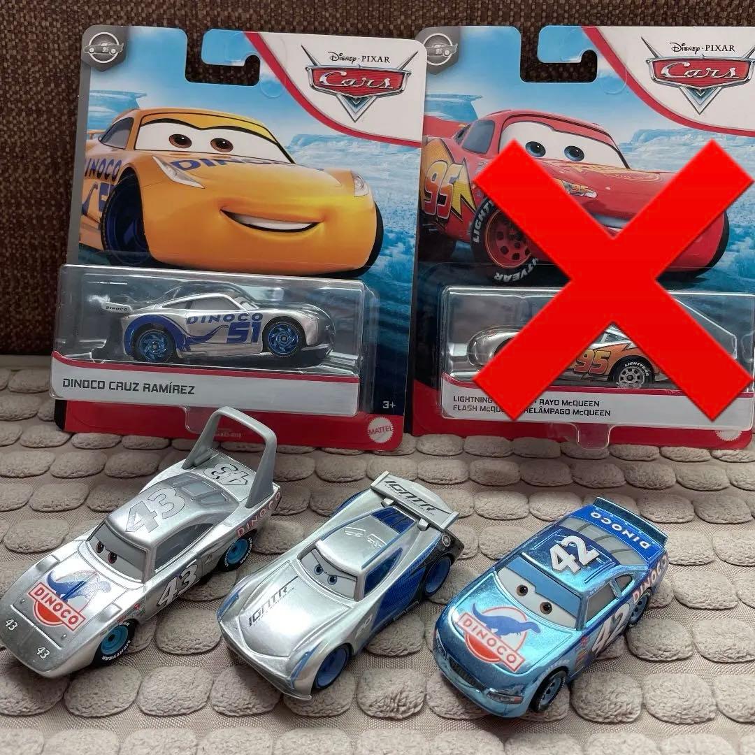 カーズ トミカ カーズ2 レーサー マテル 芸者ガールズ オクニとシゲコ