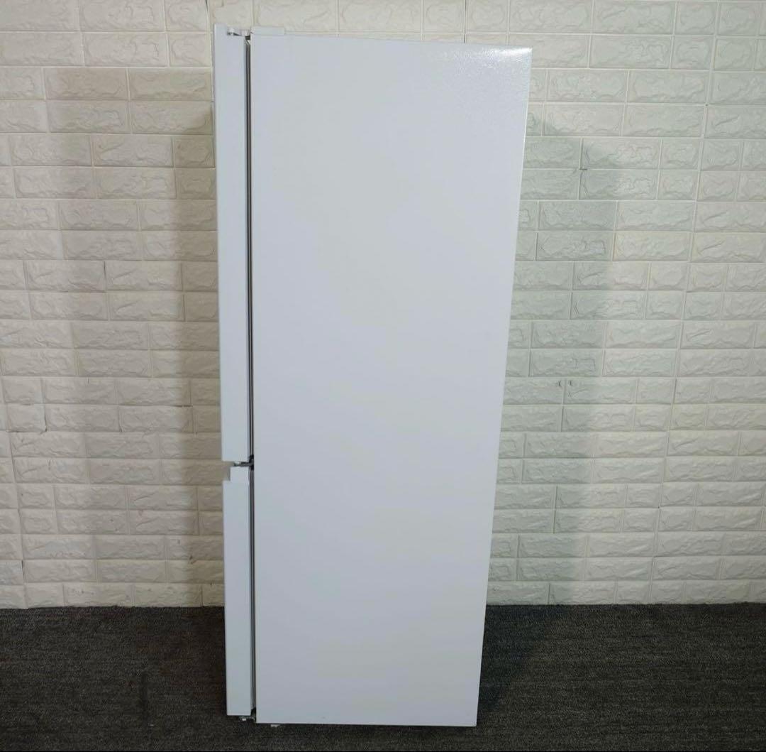 美品ハイセンス　2025年　冷蔵庫 HR-D1701W 175L ホワイト