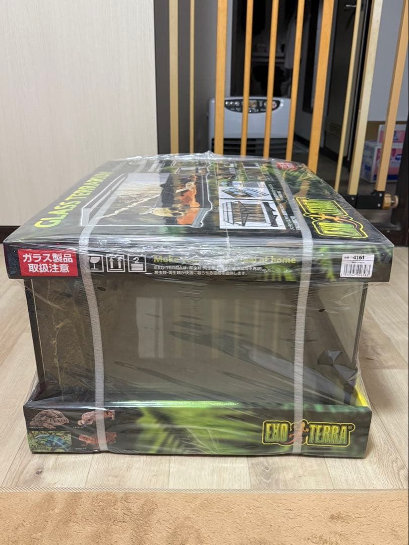 爬虫類飼育ゲージ EXO TERRA GLASS TERRARIUM 6030 - メルカリ