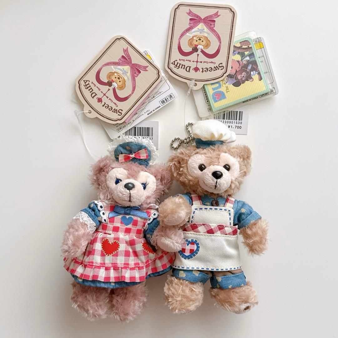 新品 ダッフィー シェリーメイ ぬいぐるみバッジ スウィートダッフィー
