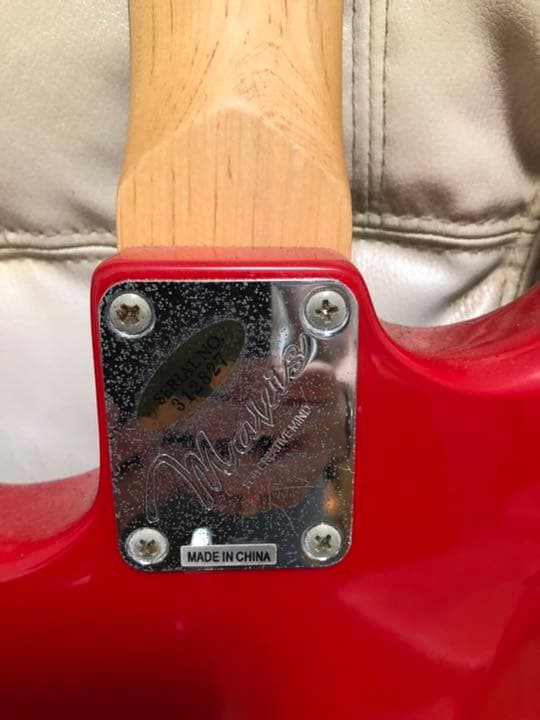 Mavis エレキギター