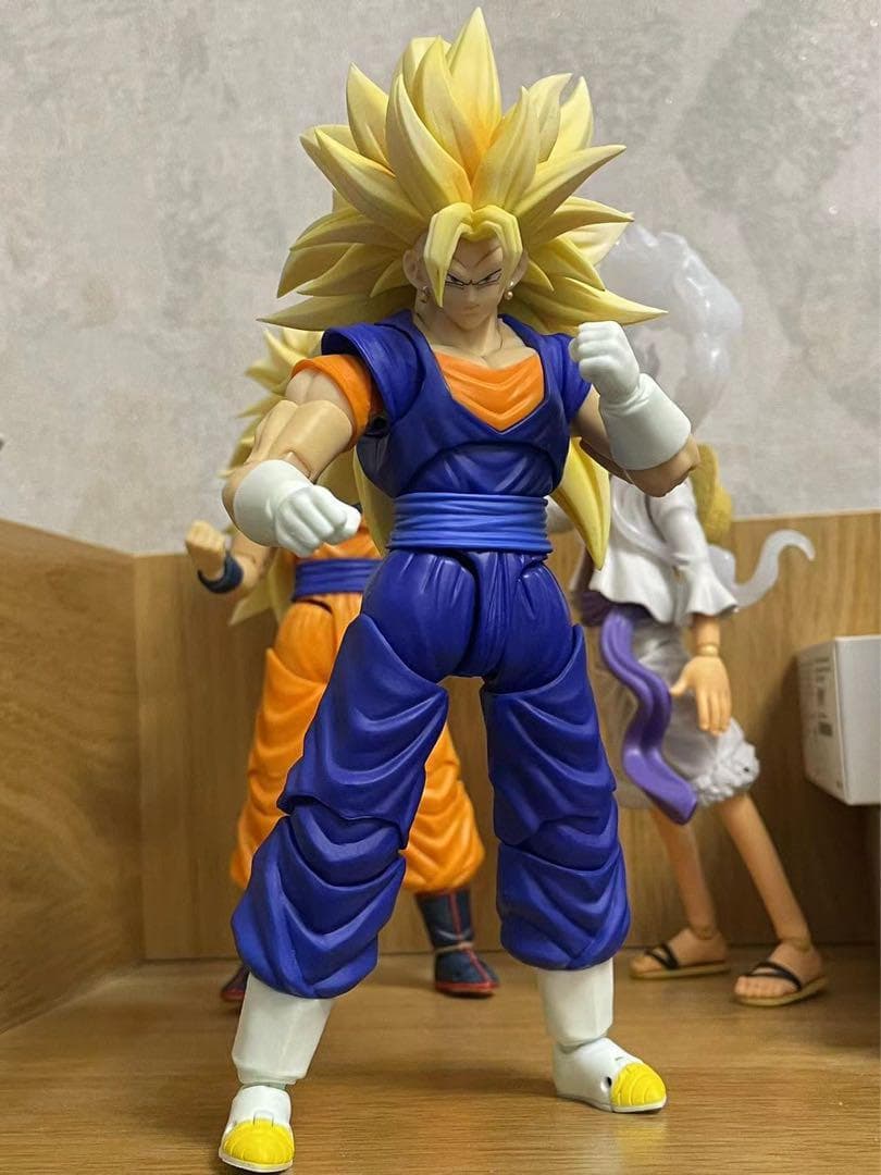 再販版 スーパーサイヤ人3 ベジット s.h.figuarts サイズ