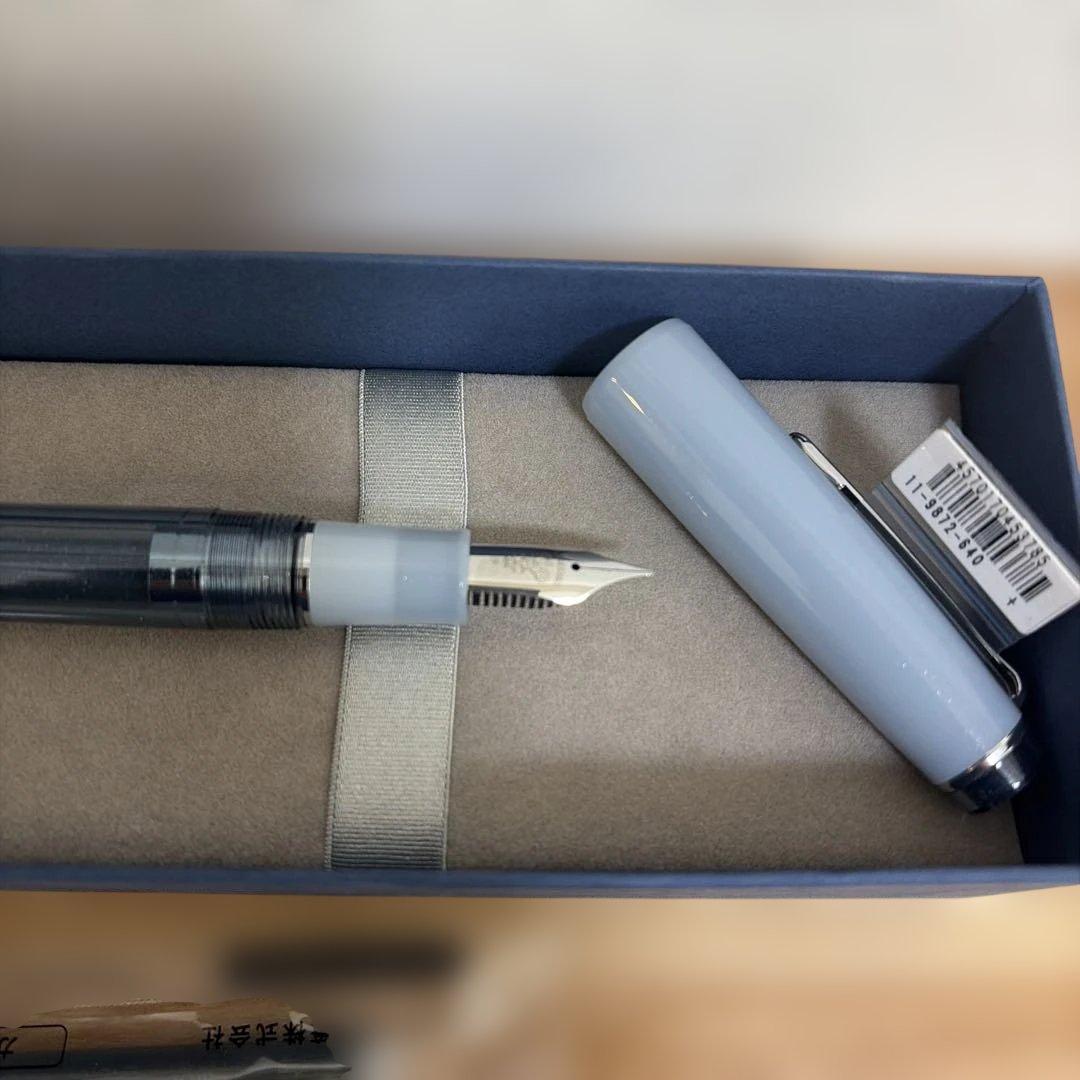 CHASKA BLUE SILVER 万年筆 B - メルカリ