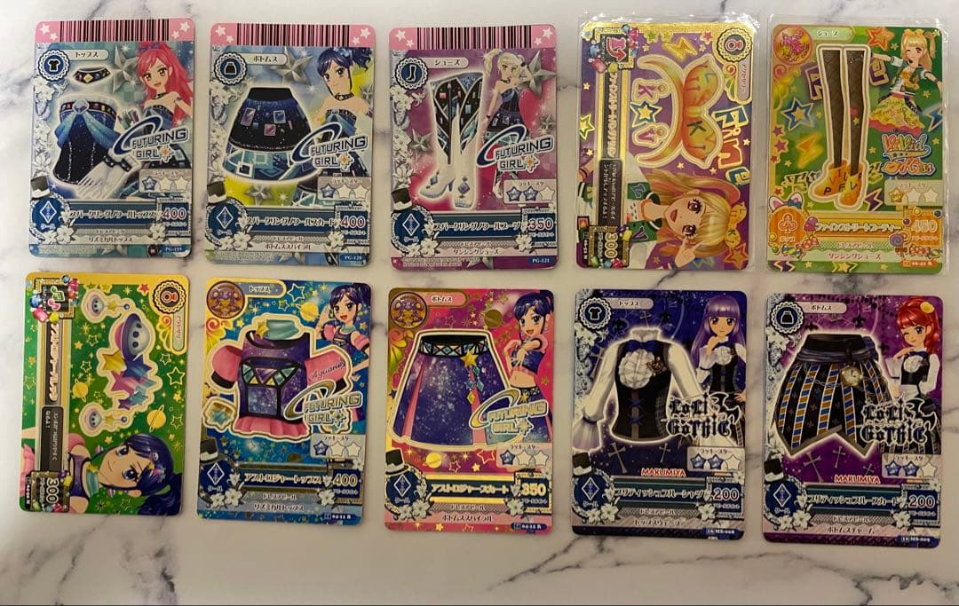 アイカツ トレーディングカードセット - メルカリ