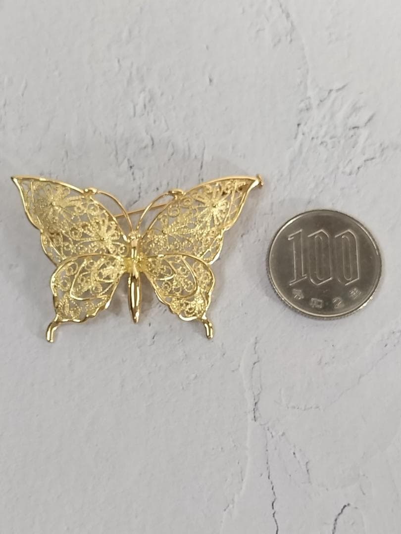 18金 K18 バタフライ 蝶モチーフピンブローチレディース 7.6g E822