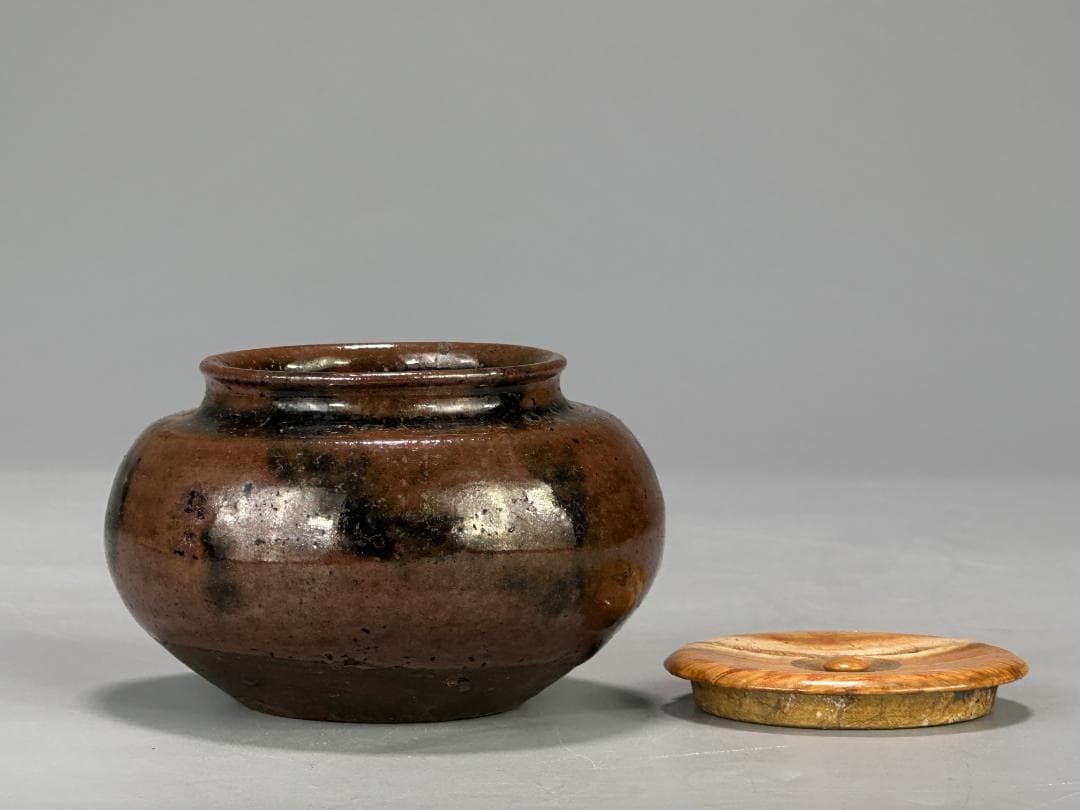 日本美術　桃山～江戸時代　古瀬戸　茶道具　茶入　大海　古物　時代茶器