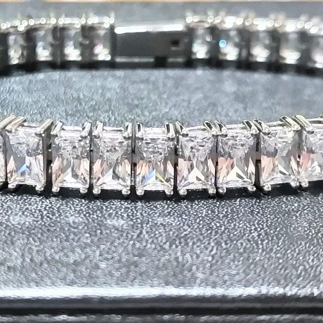 エメラルドカット　モアサナイトダイヤ　シルバー　ブレスレット　アクセサリー