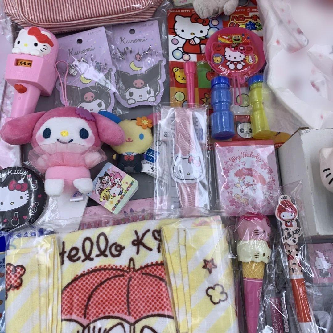 ☆サンリオ マイメロディ ハローキティ まとめ売り 100点以上