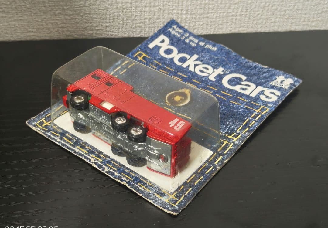 未開封　TOMICA　トミカ　東急化学消防車　カナダ　パッケージ