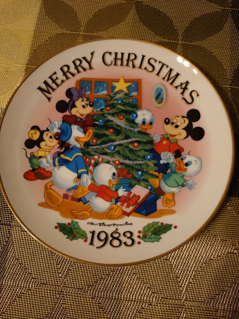 限定】ディズニー 3000枚 1983年 ミッキー クリスマス プレート - メルカリ