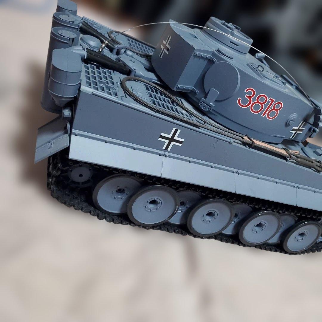 ヘンロン社製 RCバトルタンク 1/16