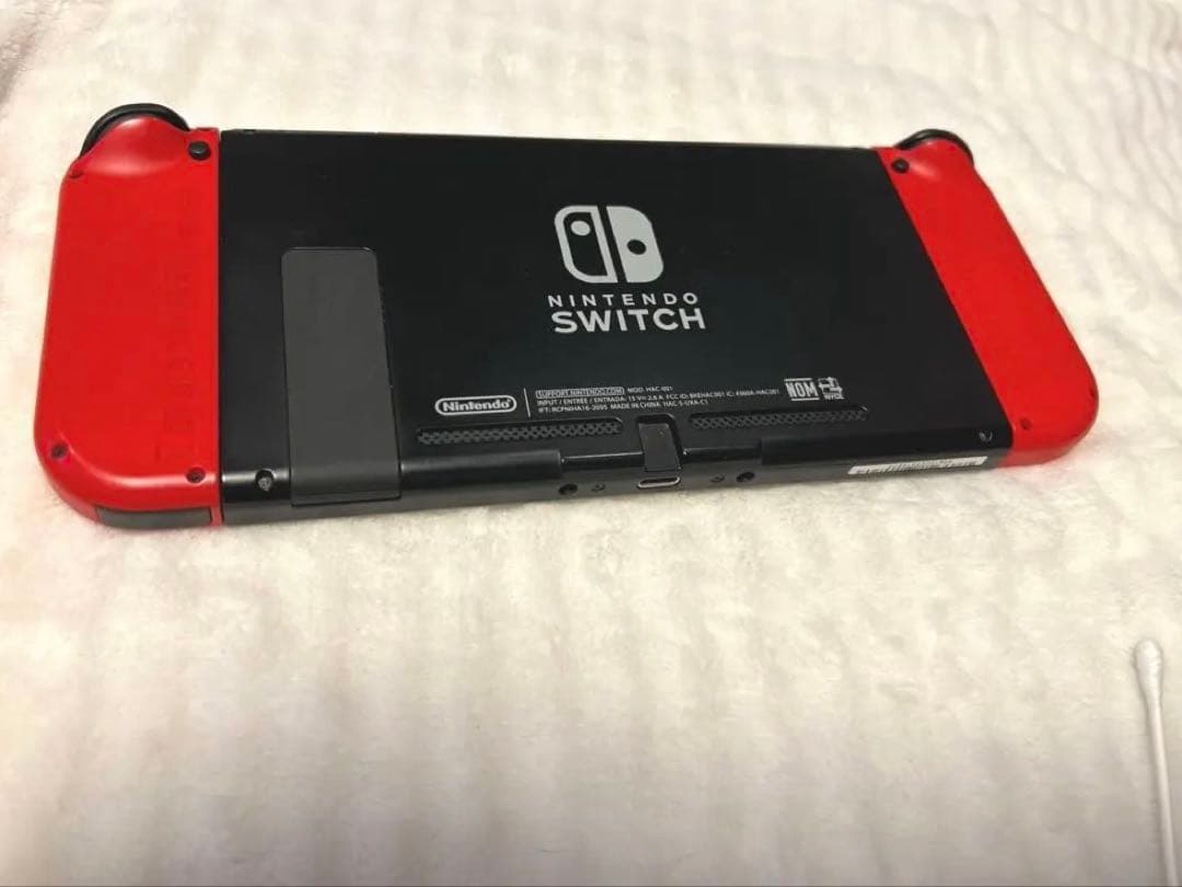 Nintendo Switch 本体 赤