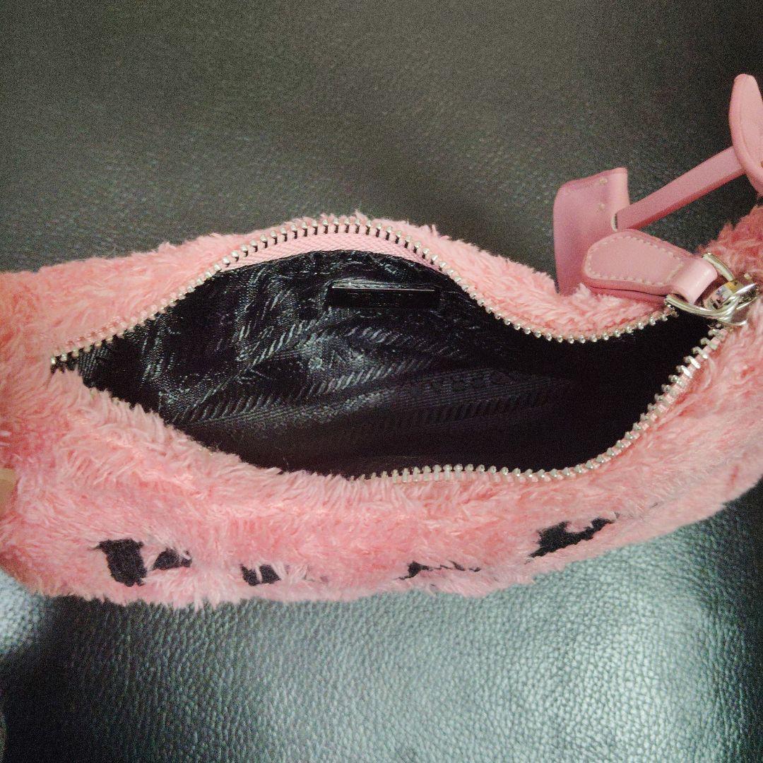 PRADA ピンク ファー ハンドバッグ
