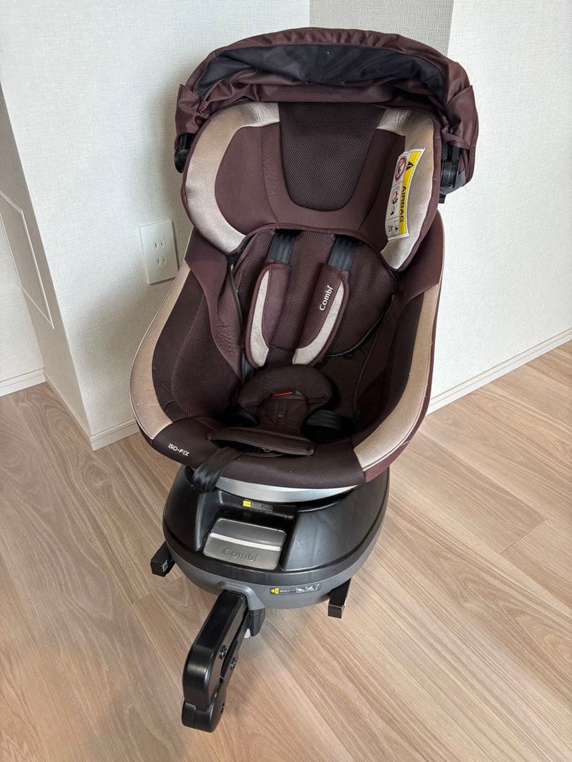 Combi コンビ/ クルムーヴスマートISOFIX チャイルドシート
