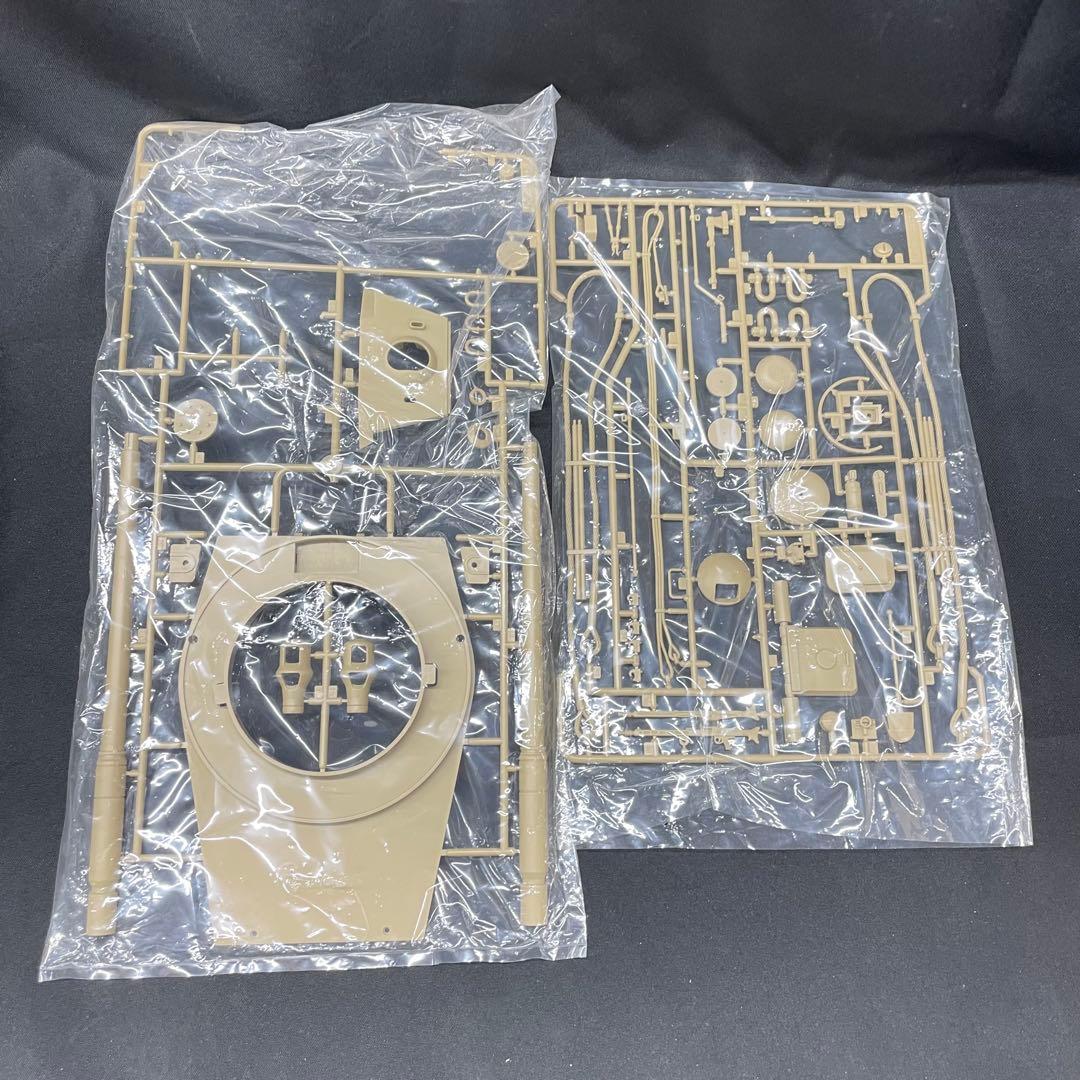 I1 プラモデル ドイツ重戦車 キングタイガー ポルシェ砲塔 1/16 作りかけ