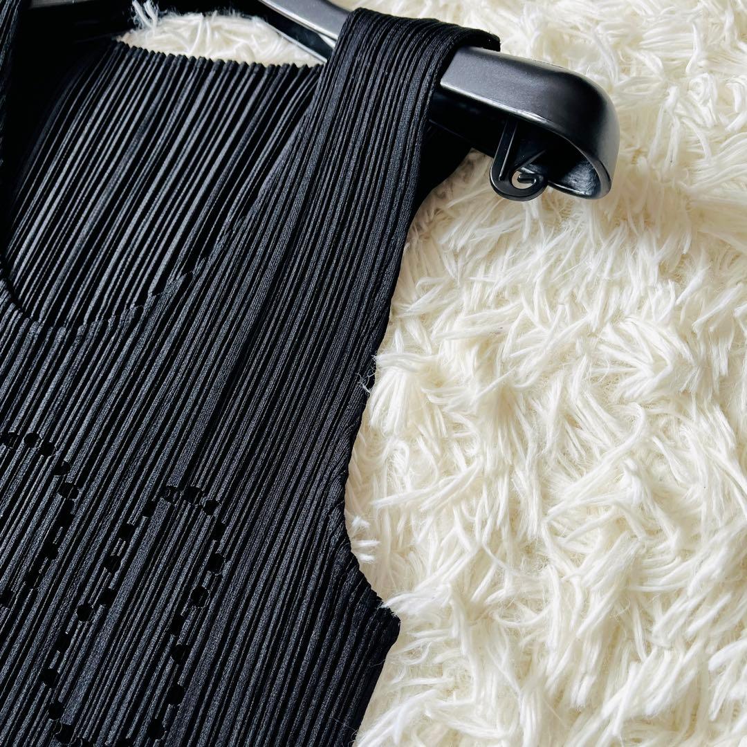 【希少✨】プリーツプリーズ　タンクトップ　パンチングロゴ　1998　大きいサイズ