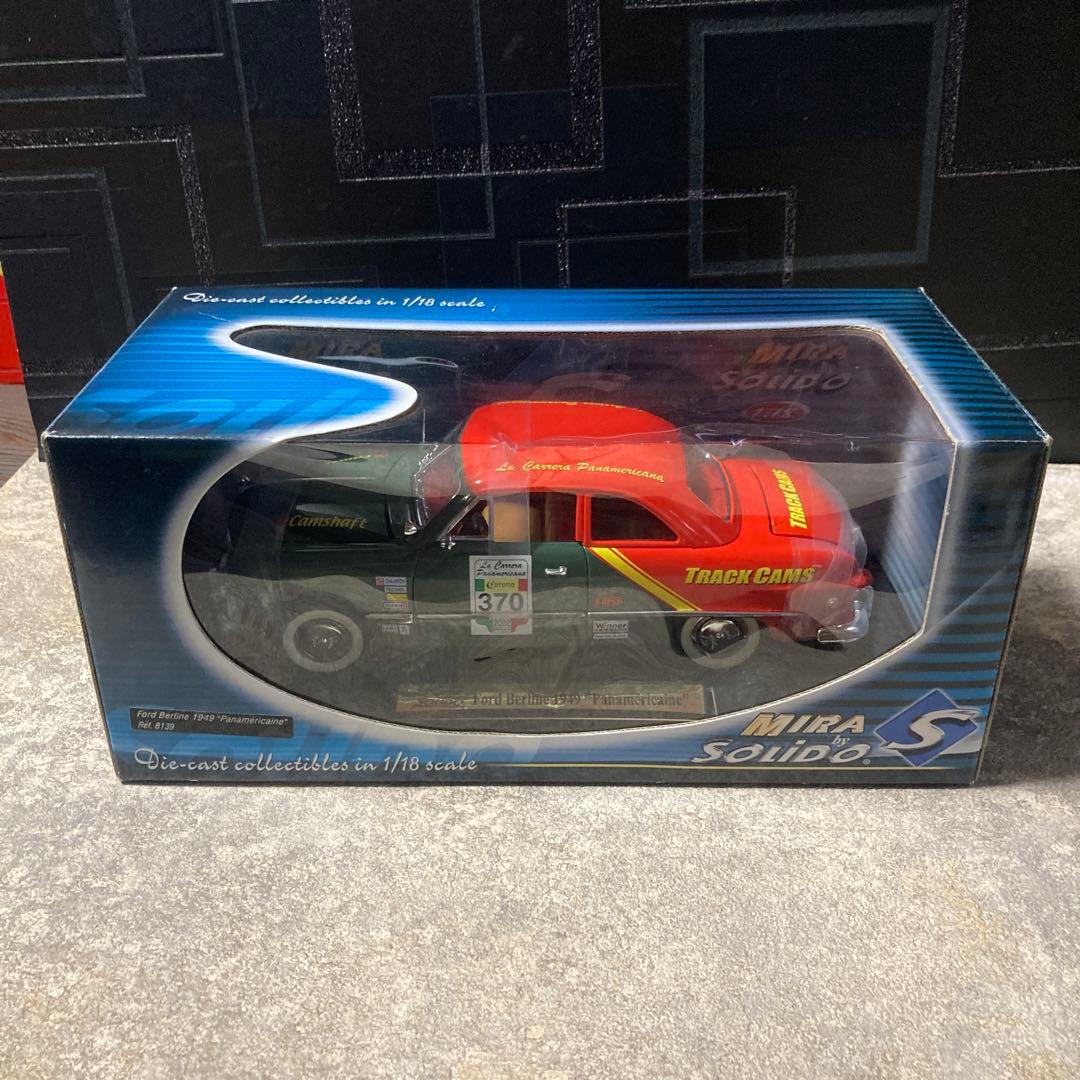 MIRA SOLIDO Ford Berline 1949ミニカー 1/18