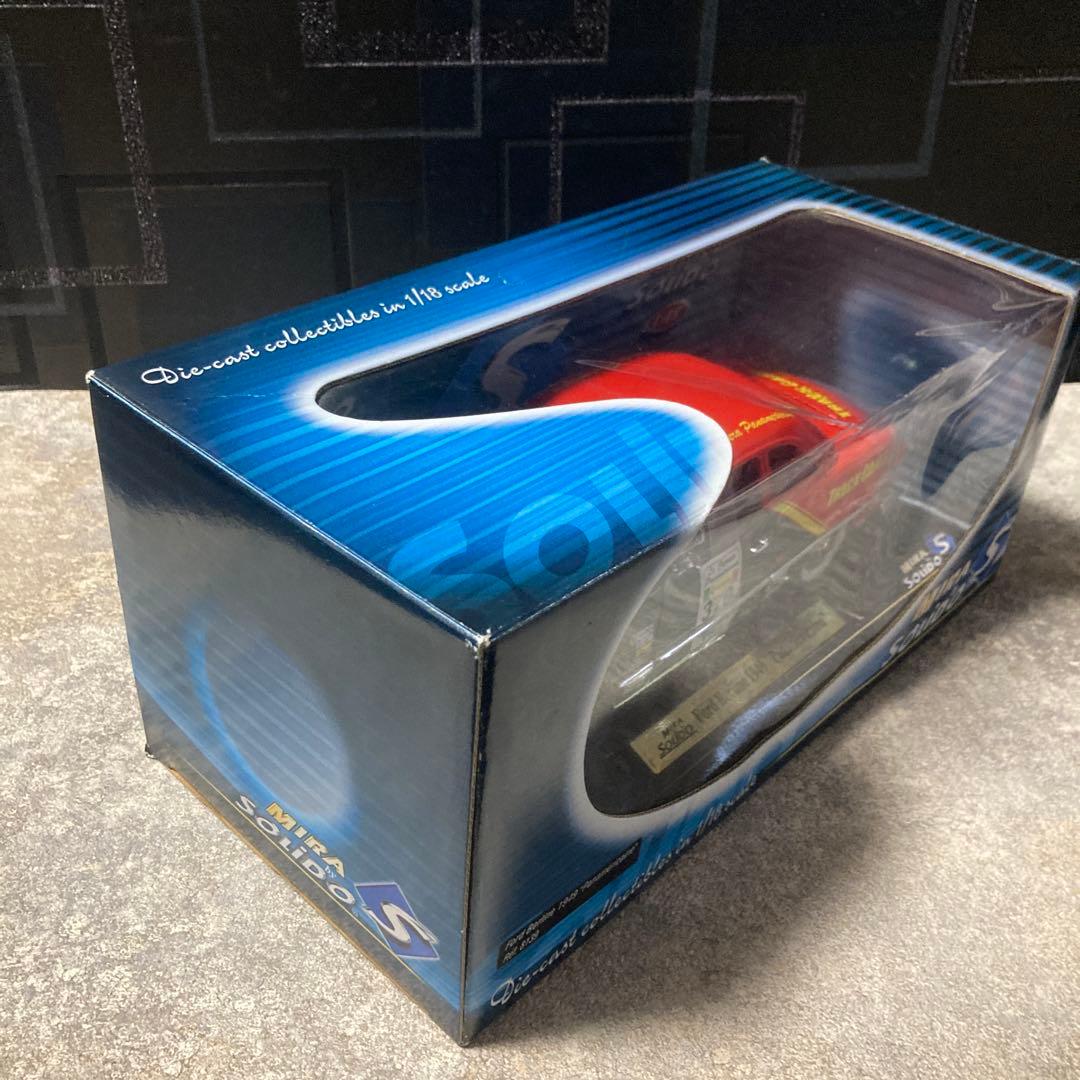 MIRA SOLIDO Ford Berline 1949ミニカー 1/18