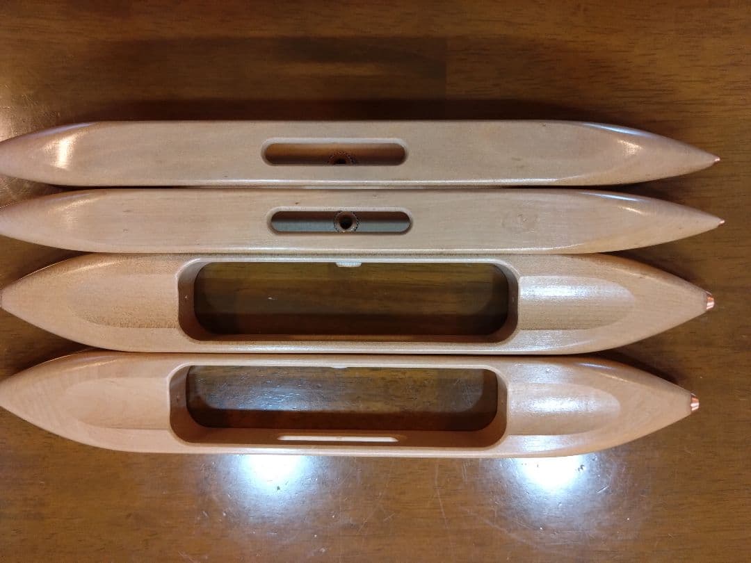 手織り杼（シャットル）4本