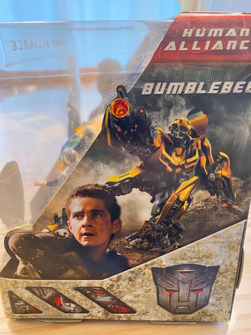 ス*】様 新品トランスフォーマーリベンジ　ヒューマンアライアンス　バンブルビー