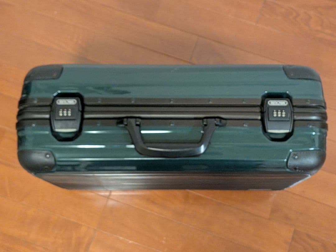 リモワ RIMOWA サンバノヴァ 機内持ち込みサイズ