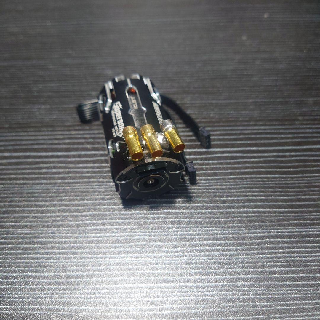 ROCKETＲC 380ブラシレスモーター 10.5T