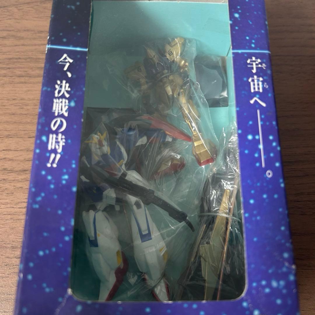 ガンダムシリーズ ジオラマフィギュア めぐりあい宇宙編Zガンダム & 百