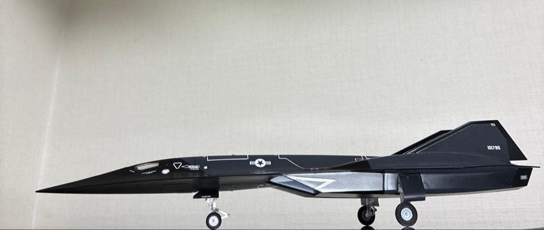 トップガン　ダークスター　1/72