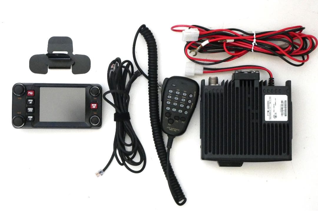 八重洲無線 FTM-400DH 50W 144／430 デジタル対応 FTM-400XDH 早くも