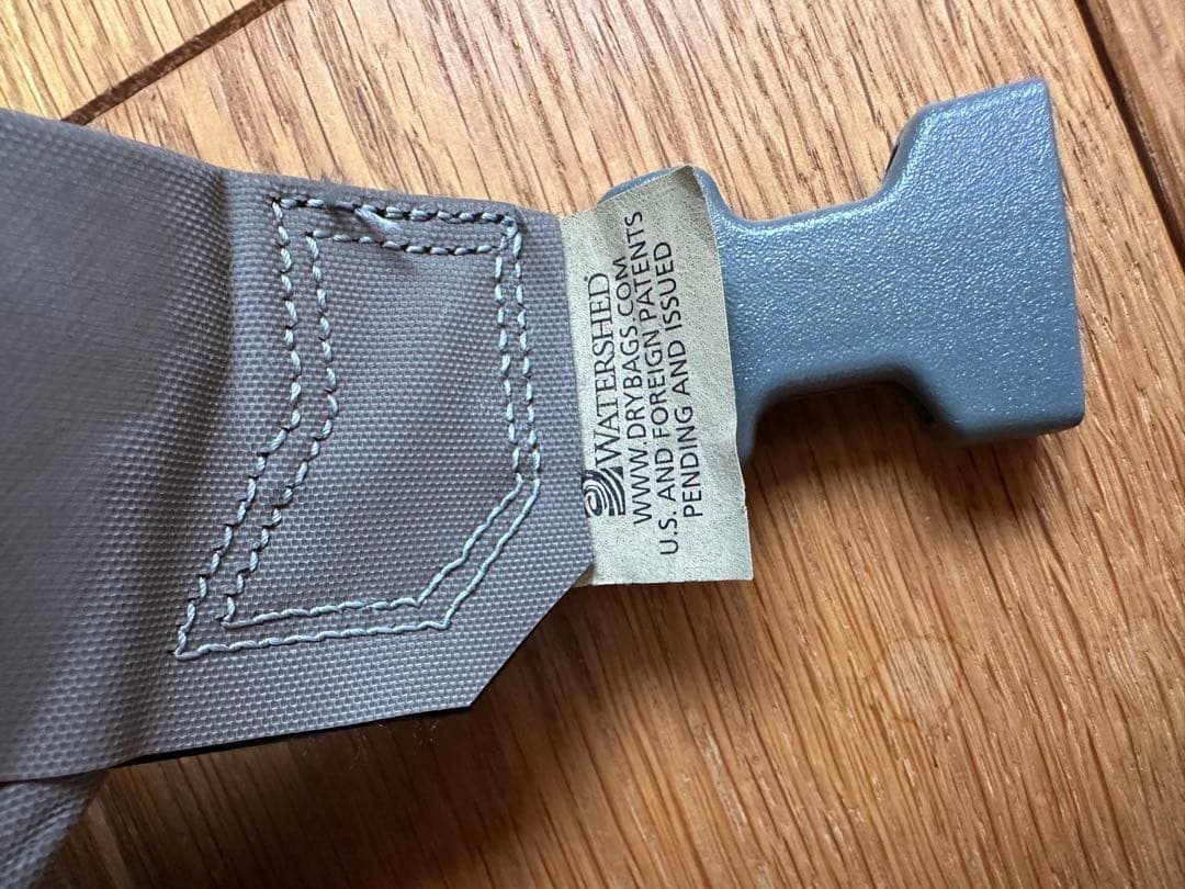 週末値下げ✨アメリカンブランド☆WATERSHED☆ミリタリー バッテリーバック