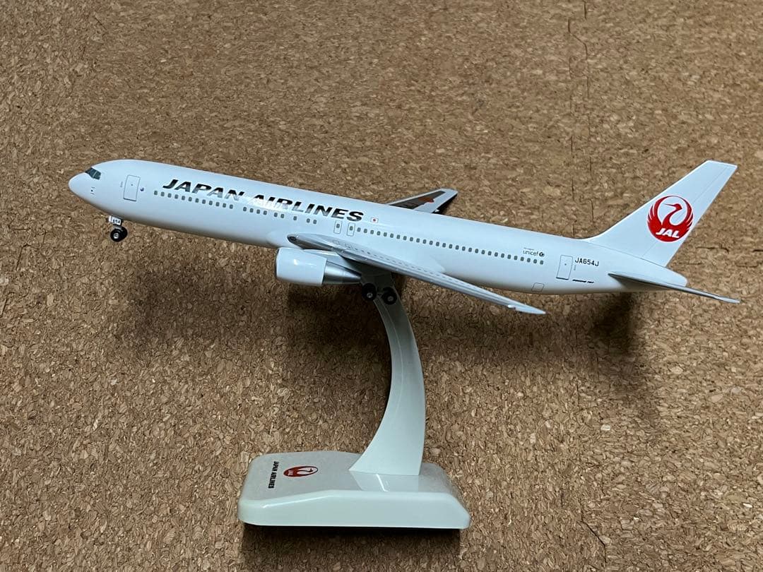 JAL B767-300ER JA654J 1/200】