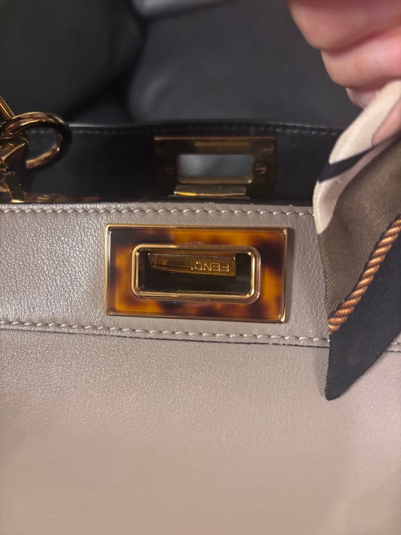 FENDI フェンディ　アイシーユー　ショルダーバック　ハンドバック　ベージュ