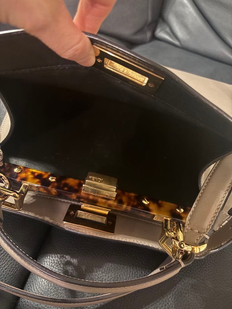 FENDI フェンディ　アイシーユー　ショルダーバック　ハンドバック　ベージュ