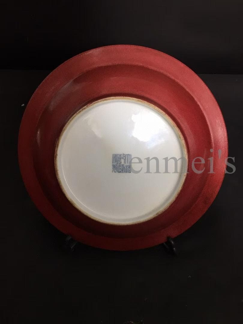 中国古美術・旧蔵 粉彩人物図飾皿・赤縁白磁陶器・観賞