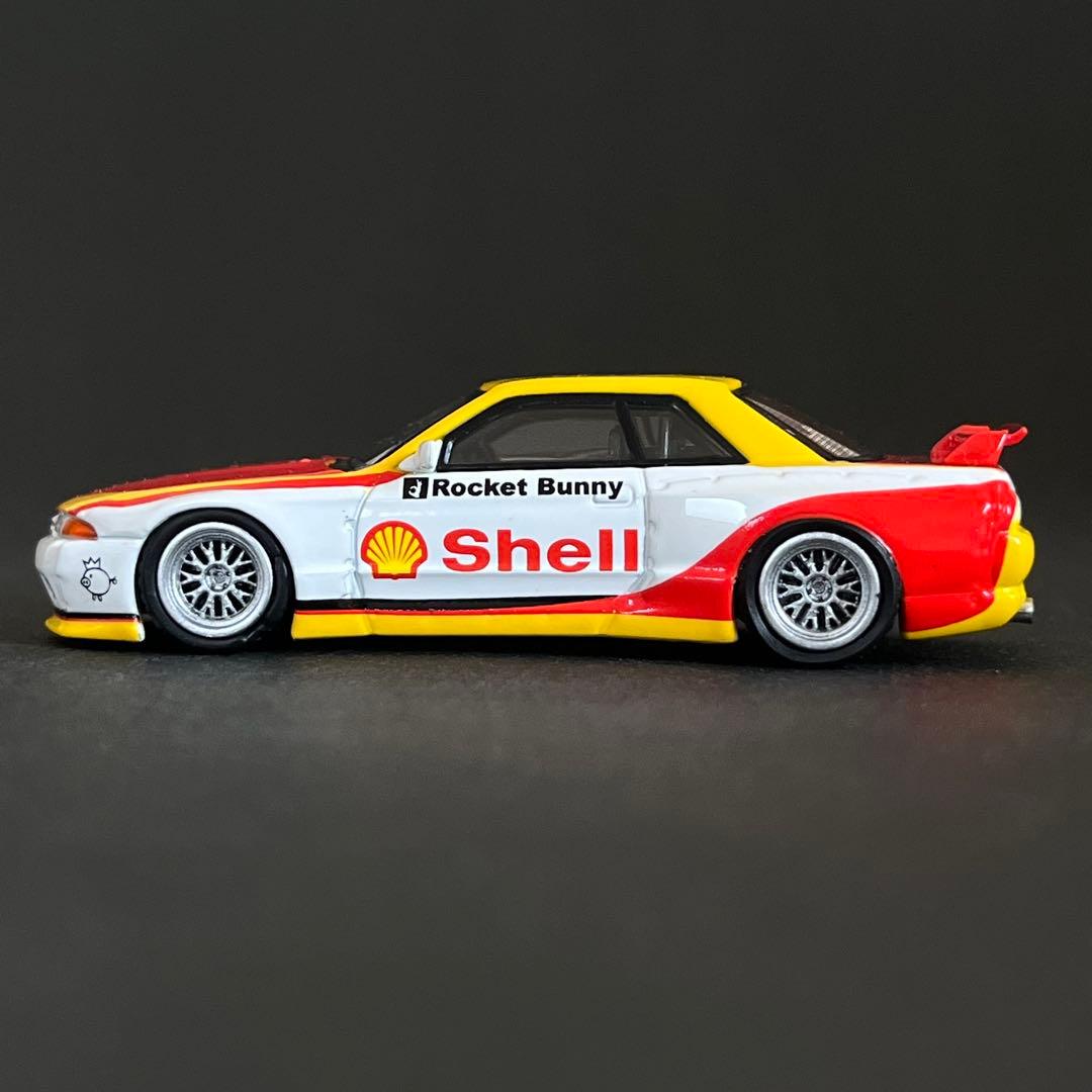 1/64 シェル 32GT-R パンデム ロケバニINNO64 × TINY
