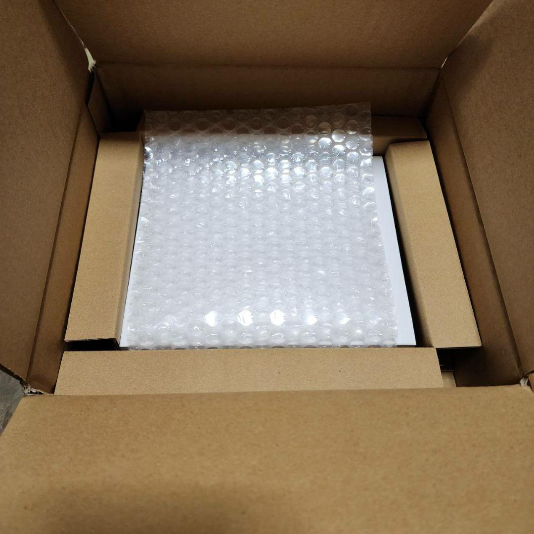 新品 未使用 《レア》ブラックマジシャンガール スペシャルカード ステンレス製