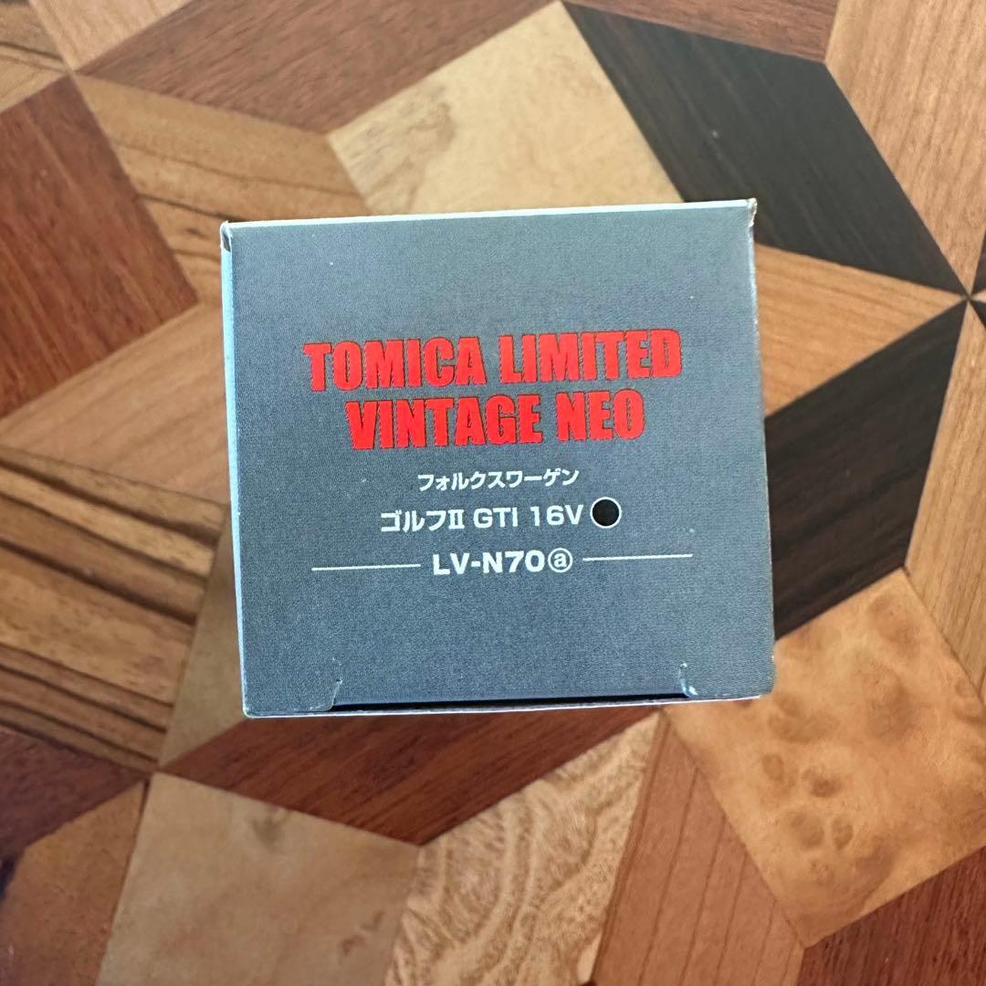 トミカヴィンテージ NEO LV-N70a フォルクスワーゲン ゴルフⅡ GTI