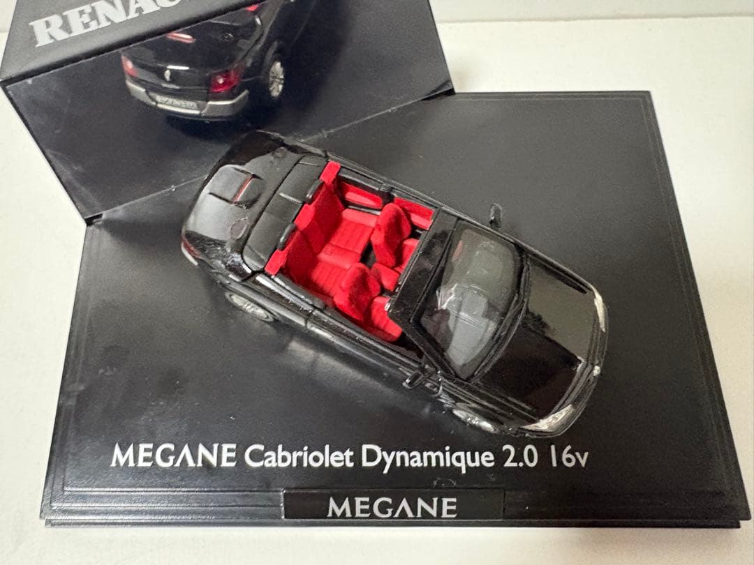 【希少・ルノー純正】1/43 メガーヌ カブリオレ ダイナミクス 2.0 16v