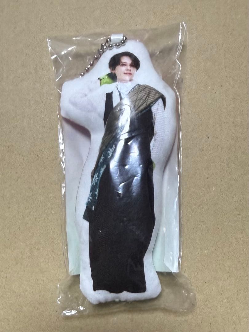 INI POPUP 第二弾 藤牧京介 クッションキーホルダー - メルカリ