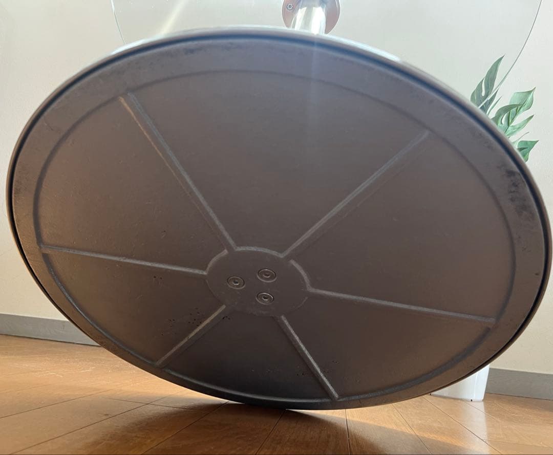 モダンスタイル　ガラステーブル　φ800 ミッドセンチュリー　ダイニング　カフェ